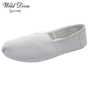 WILD DIVA CASUAL SNEAKERS WITH MEMORY FOAM SIZE 6